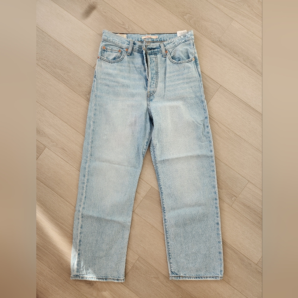 NWOT Levi's Ribcage Ankle Straight sz 28